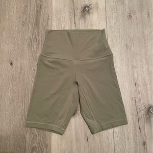 LULULEMON ALIGN 6” shorts